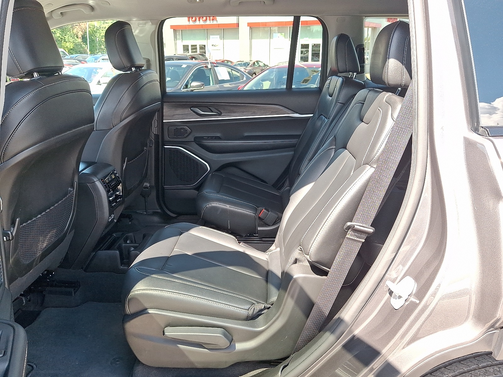 2022 Jeep Grand Cherokee Limited photo 10
