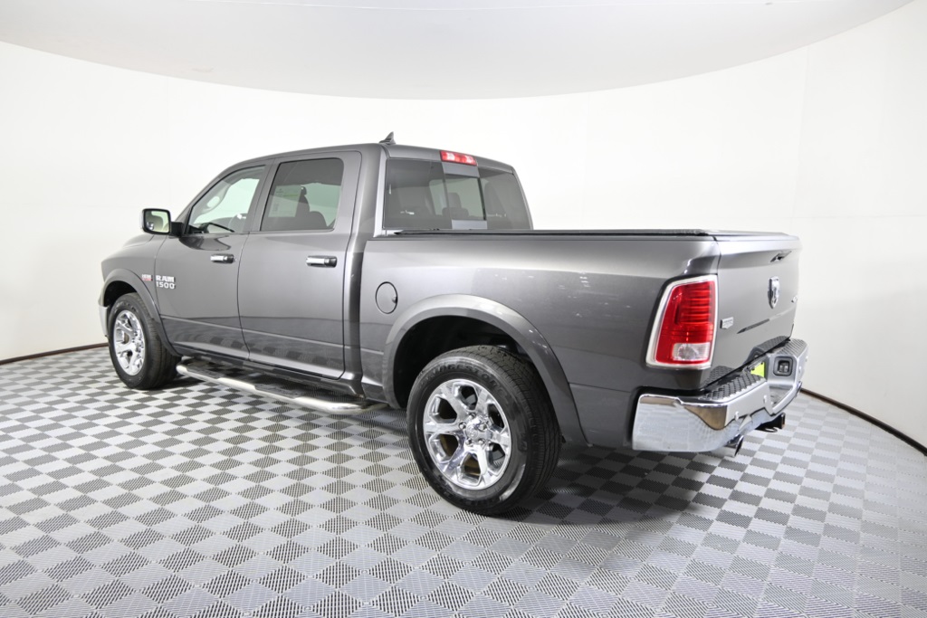 2015 Ram 1500 Laramie photo 4