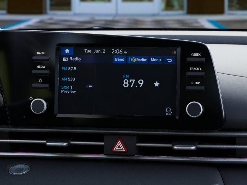2025 Hyundai Elantra SEL Sport photo 12