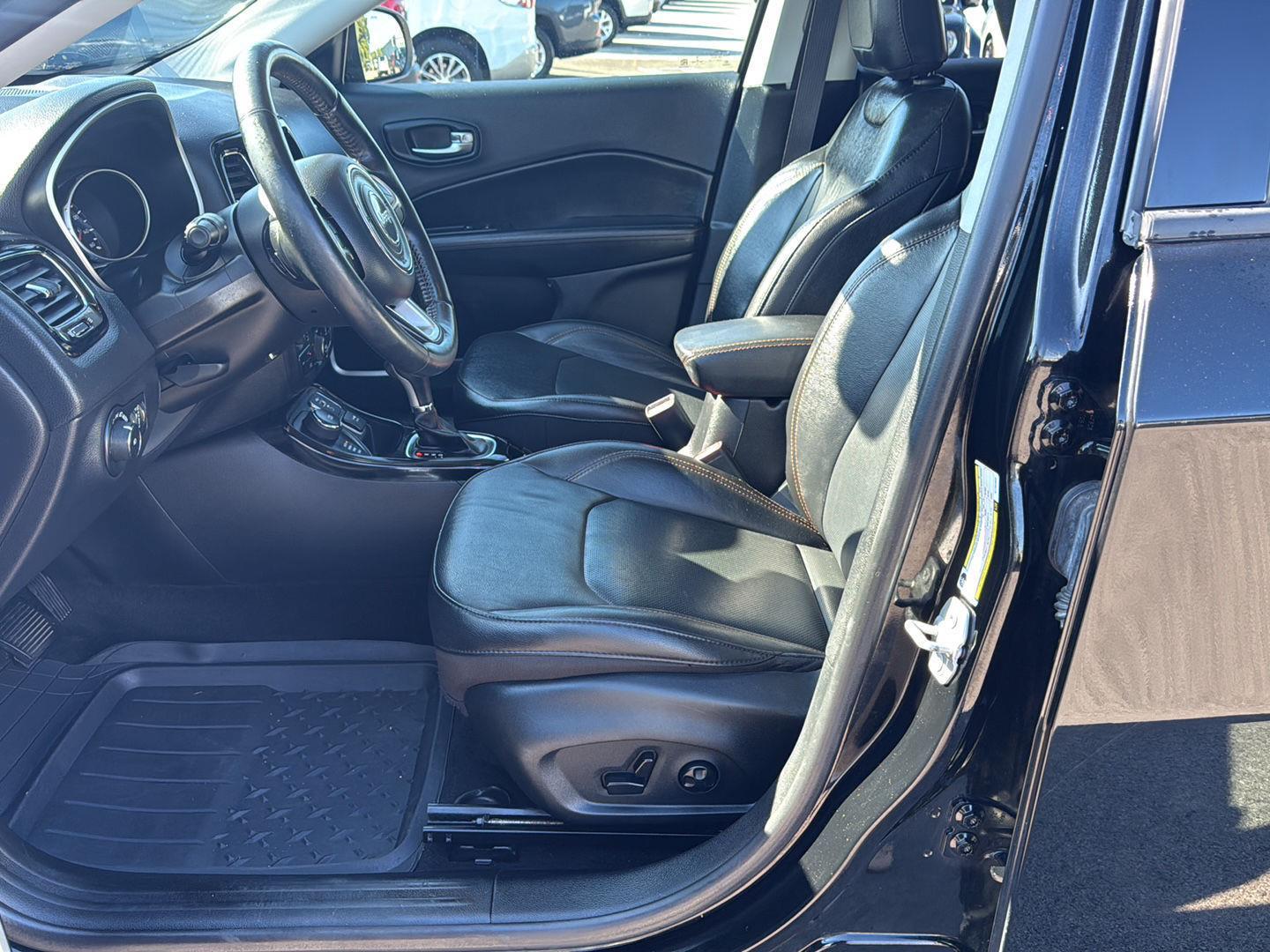 2019 Jeep Compass Limited photo 9