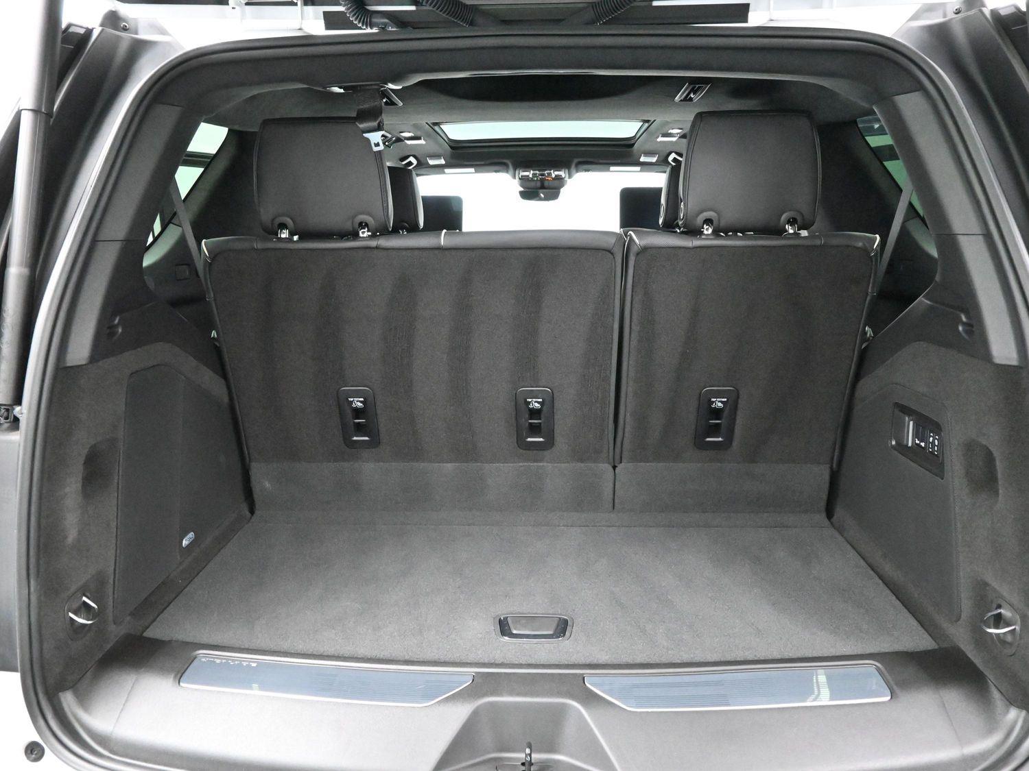 2025 Cadillac Escalade Sport Platinum photo 8