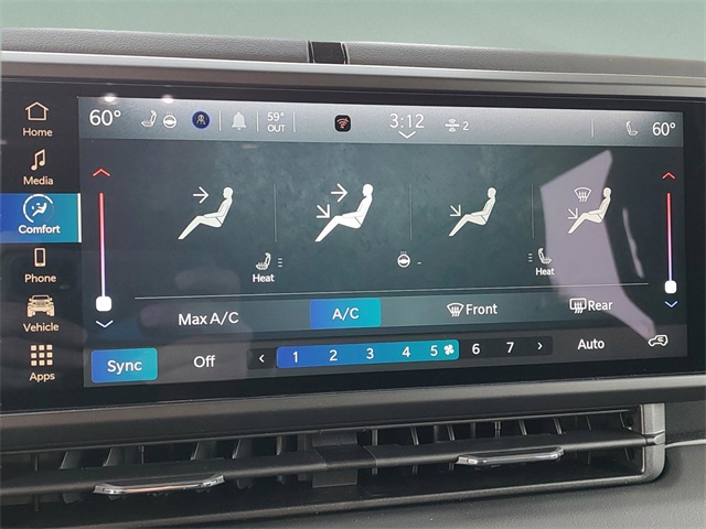 2024 Jeep Wrangler Sahara photo 13