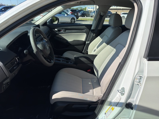 2023 Honda Civic LX photo 6
