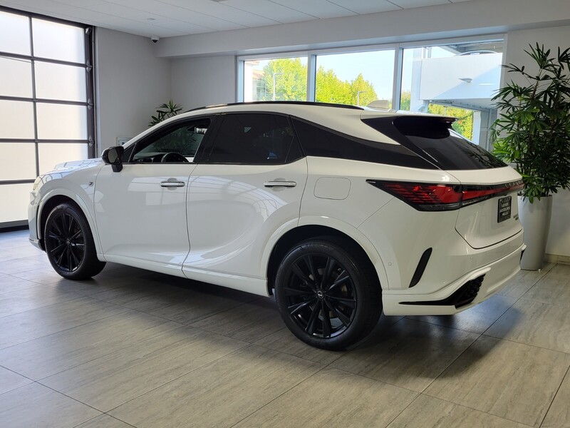 2024 Lexus RX 500h F SPORT Performance AWD photo 3