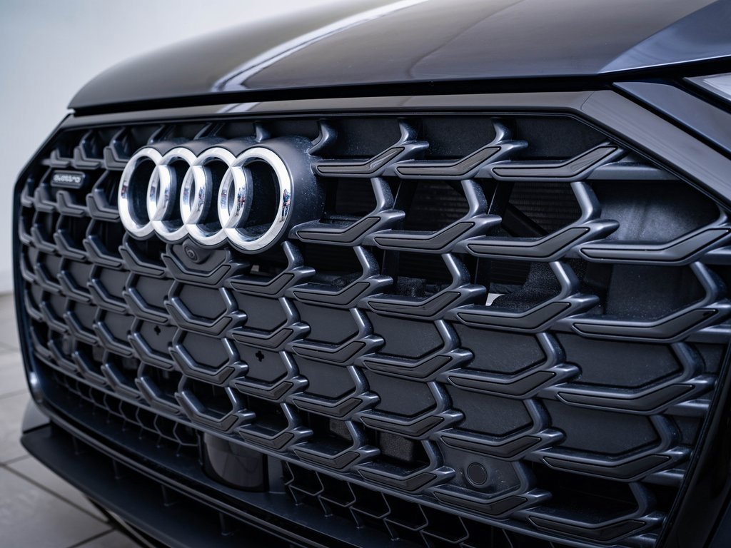 2025 Audi A8 L 55 photo 3