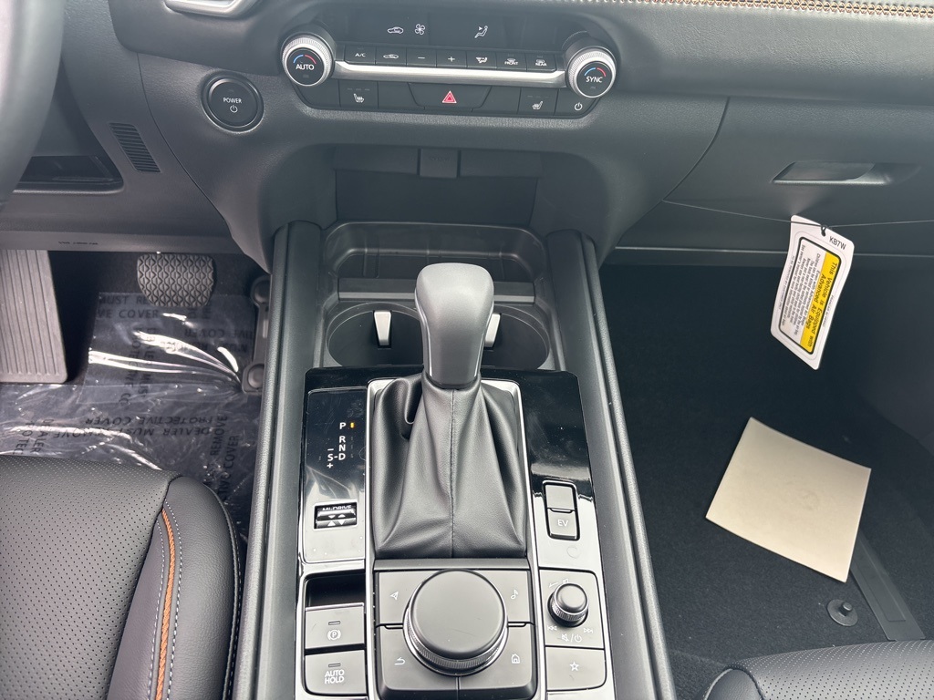 2025 Mazda CX-50 Premium photo 16