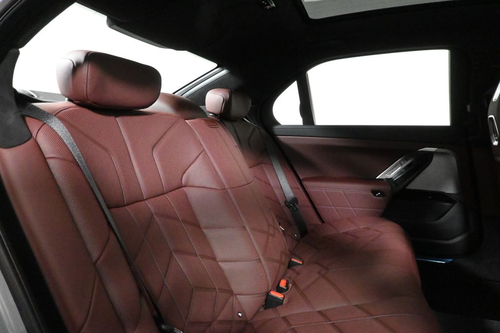 2026 Bmw 740i xDrive photo 35