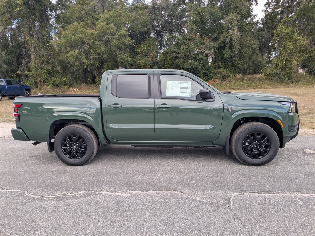 2026 Nissan Frontier SV photo 2