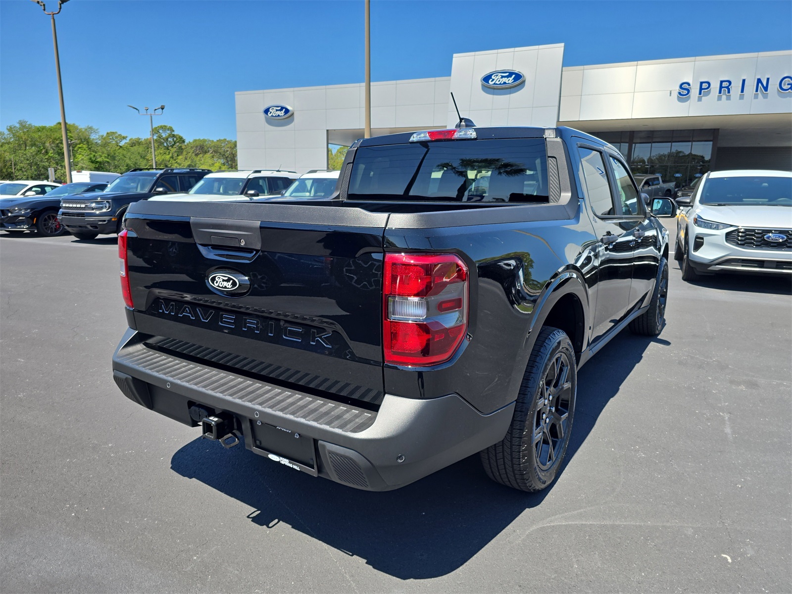 2025 Ford Maverick XLT photo 2