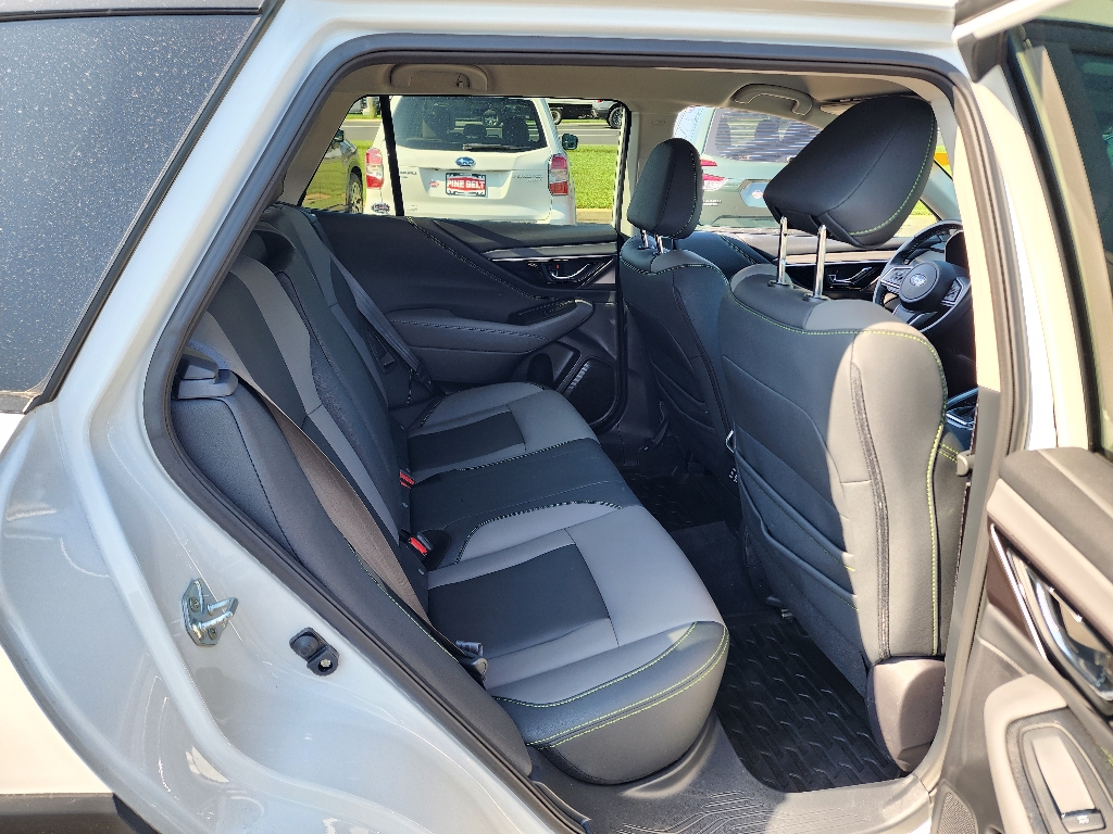 2023 Subaru Outback Onyx Edition photo 21