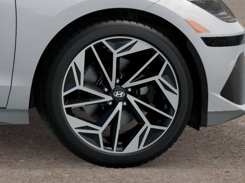New 2025 Serenity White Hyundai Limited image 8
