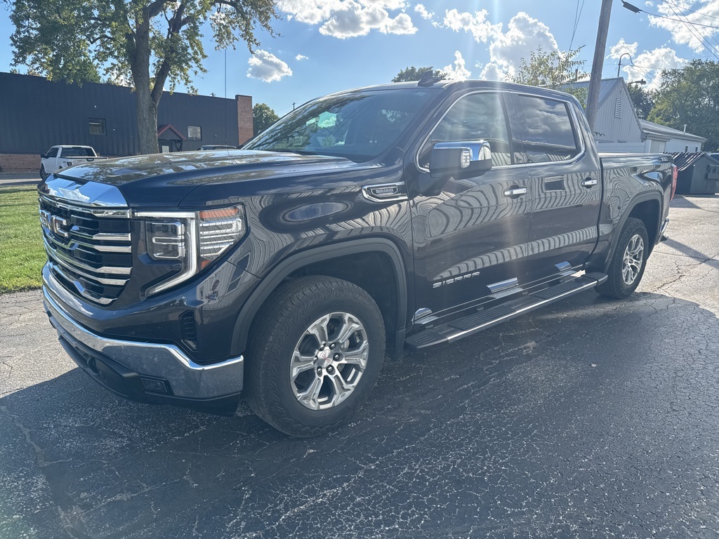 2024 Gmc Sierra 1500 SLT photo 3