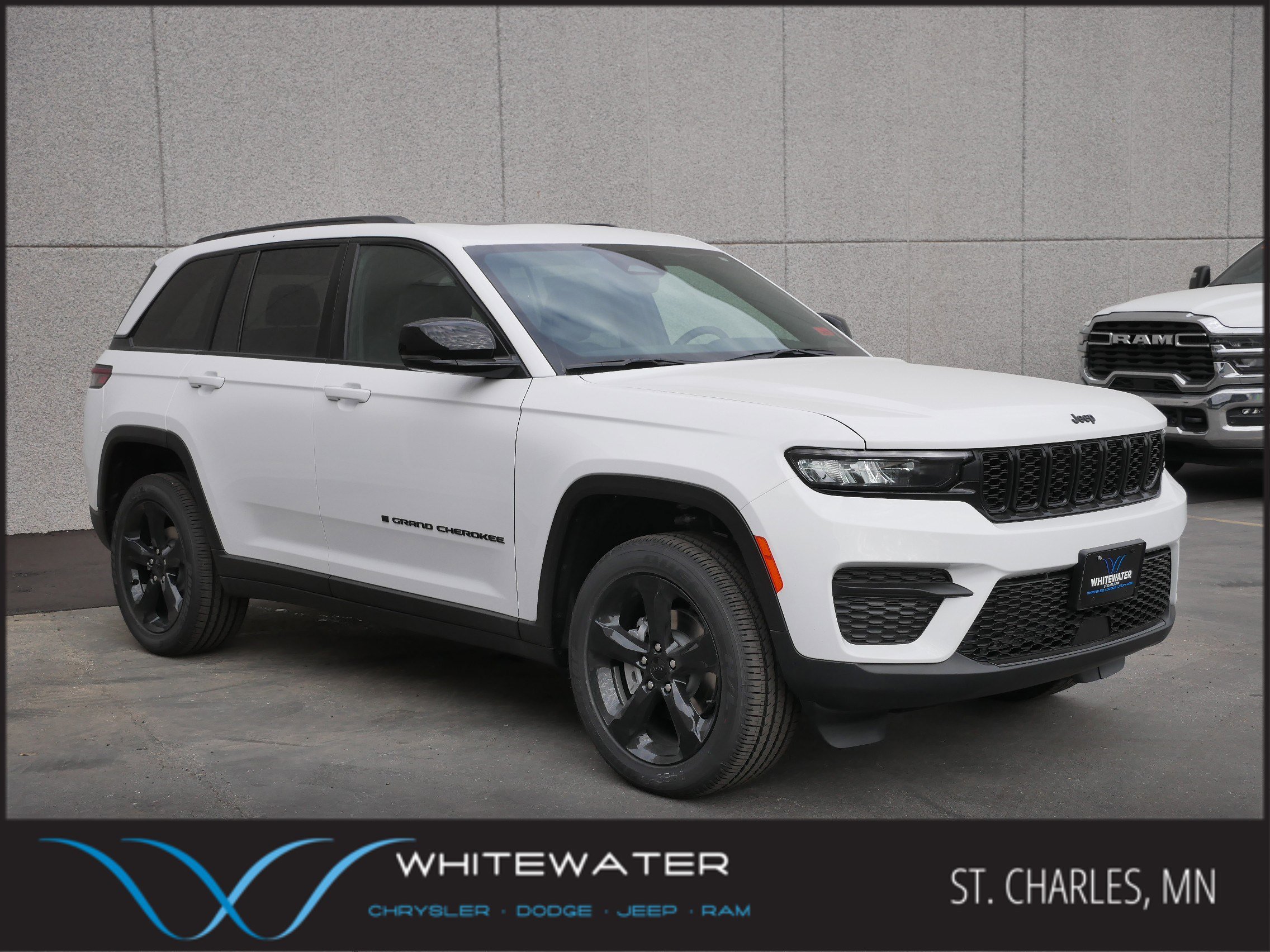 2025 Jeep Grand Cherokee Altitude's photo