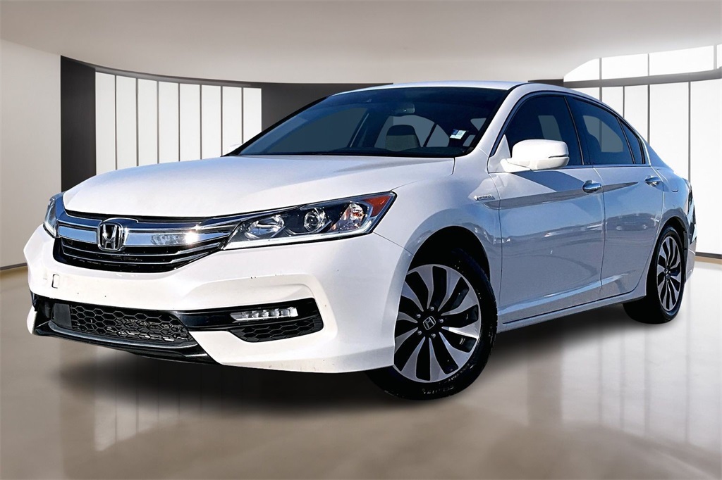 2017 Honda Accord Hybrid EX-L's photo