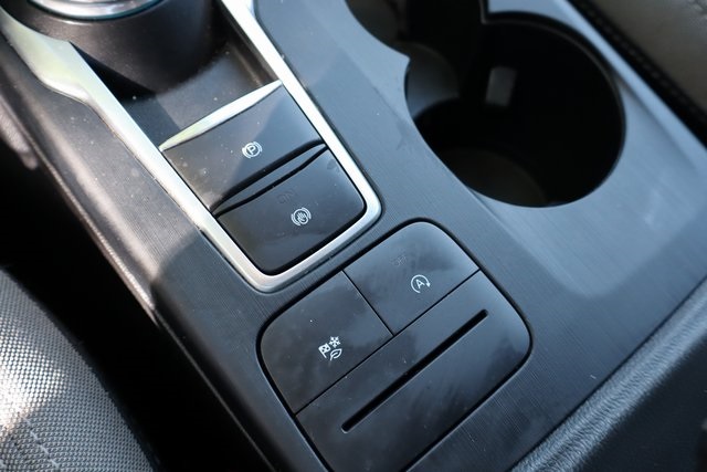 2022 Ford Escape SE photo 18