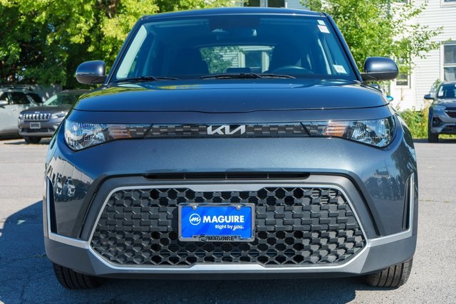 2023 Kia Soul LX photo 2