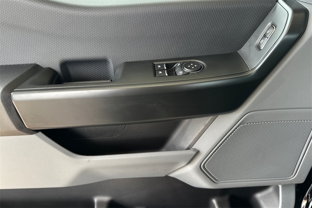 2025 Ford F-150 XL photo 11