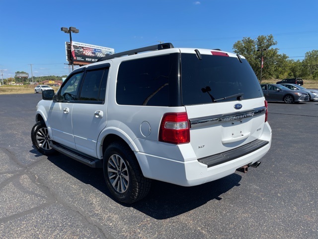 2017 Ford Expedition XLT photo 2