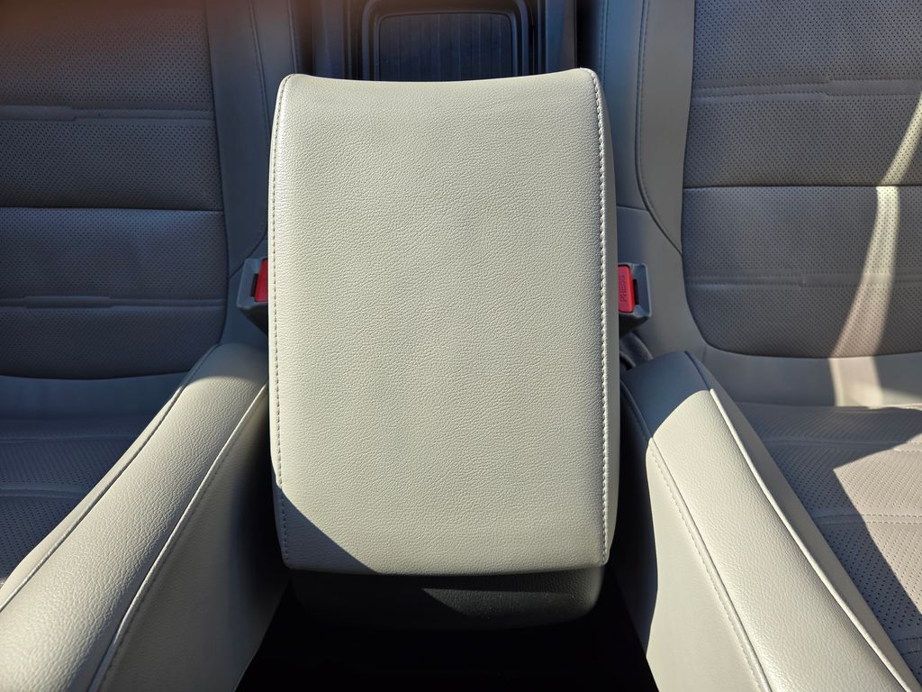 2021 Honda CR-V Hybrid EX-L photo 15