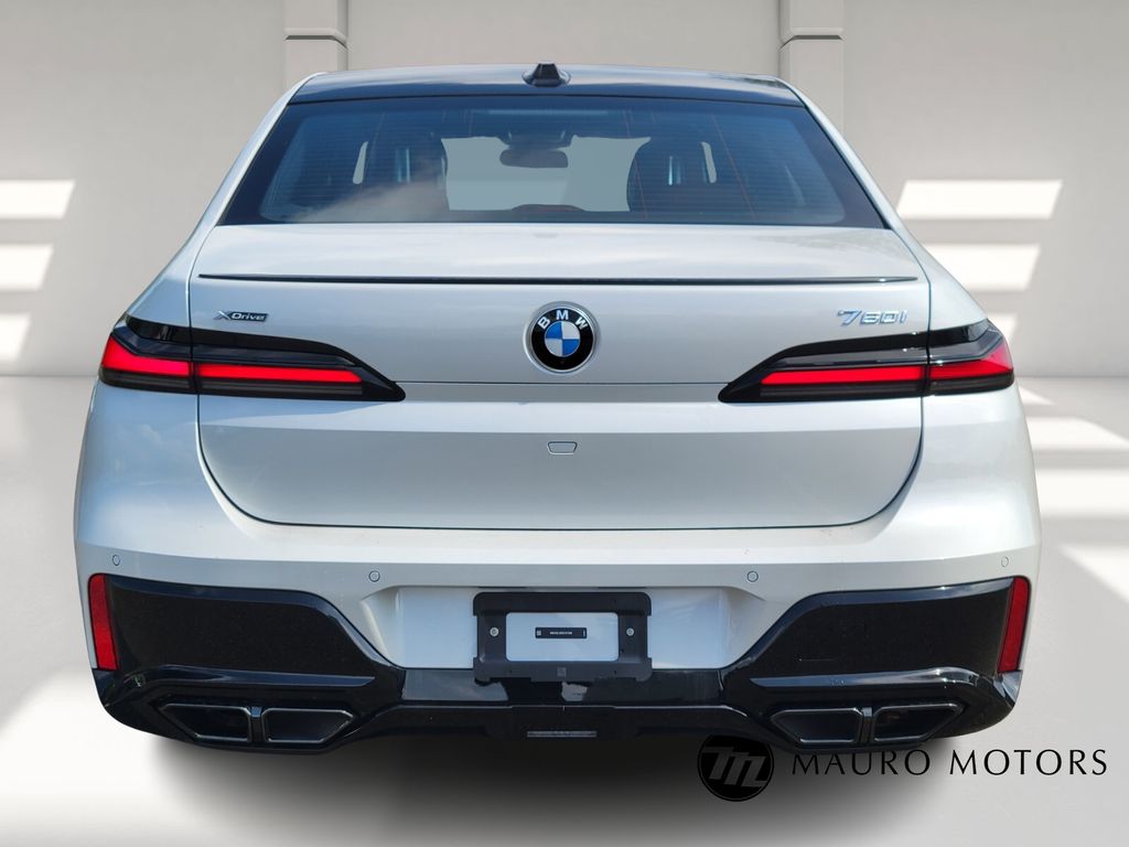 2025 Bmw 760i 760i xDrive photo 3