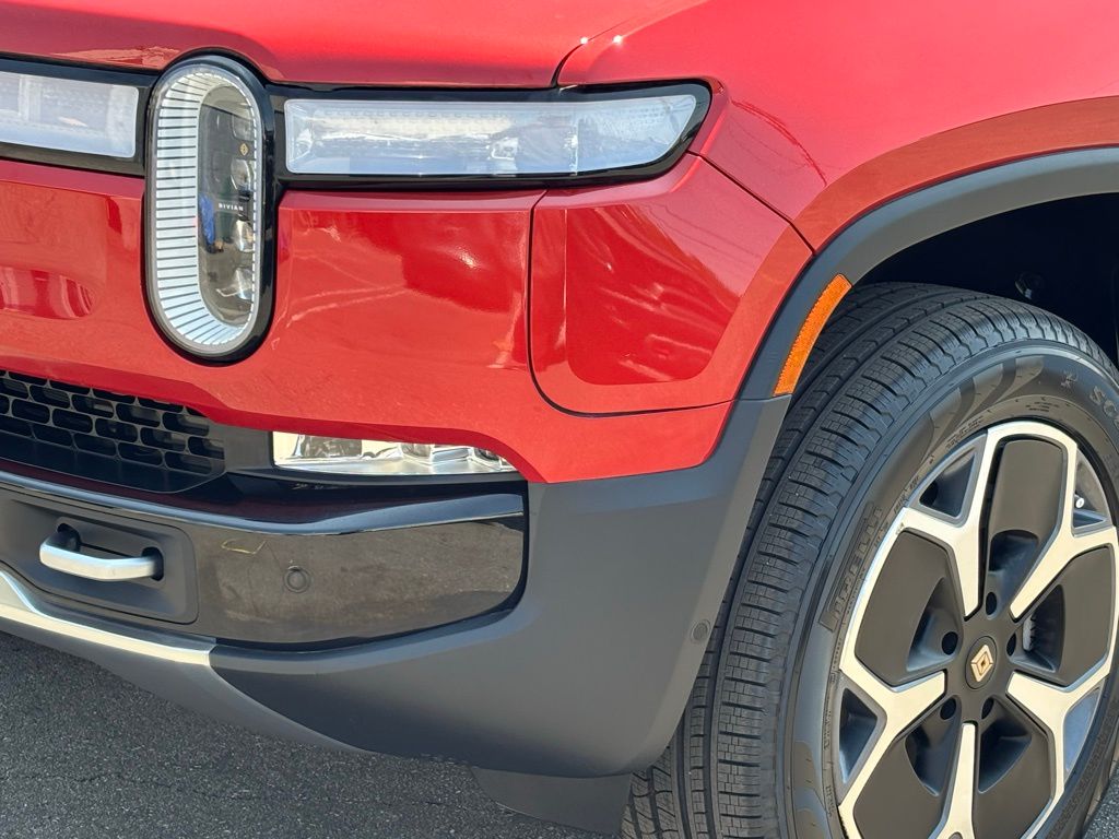 2024 Rivian R1S Adventure photo 5