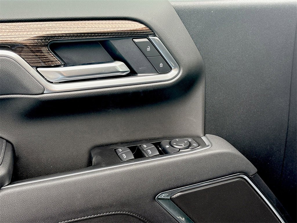 2026 Chevrolet Silverado 1500 LT photo 13
