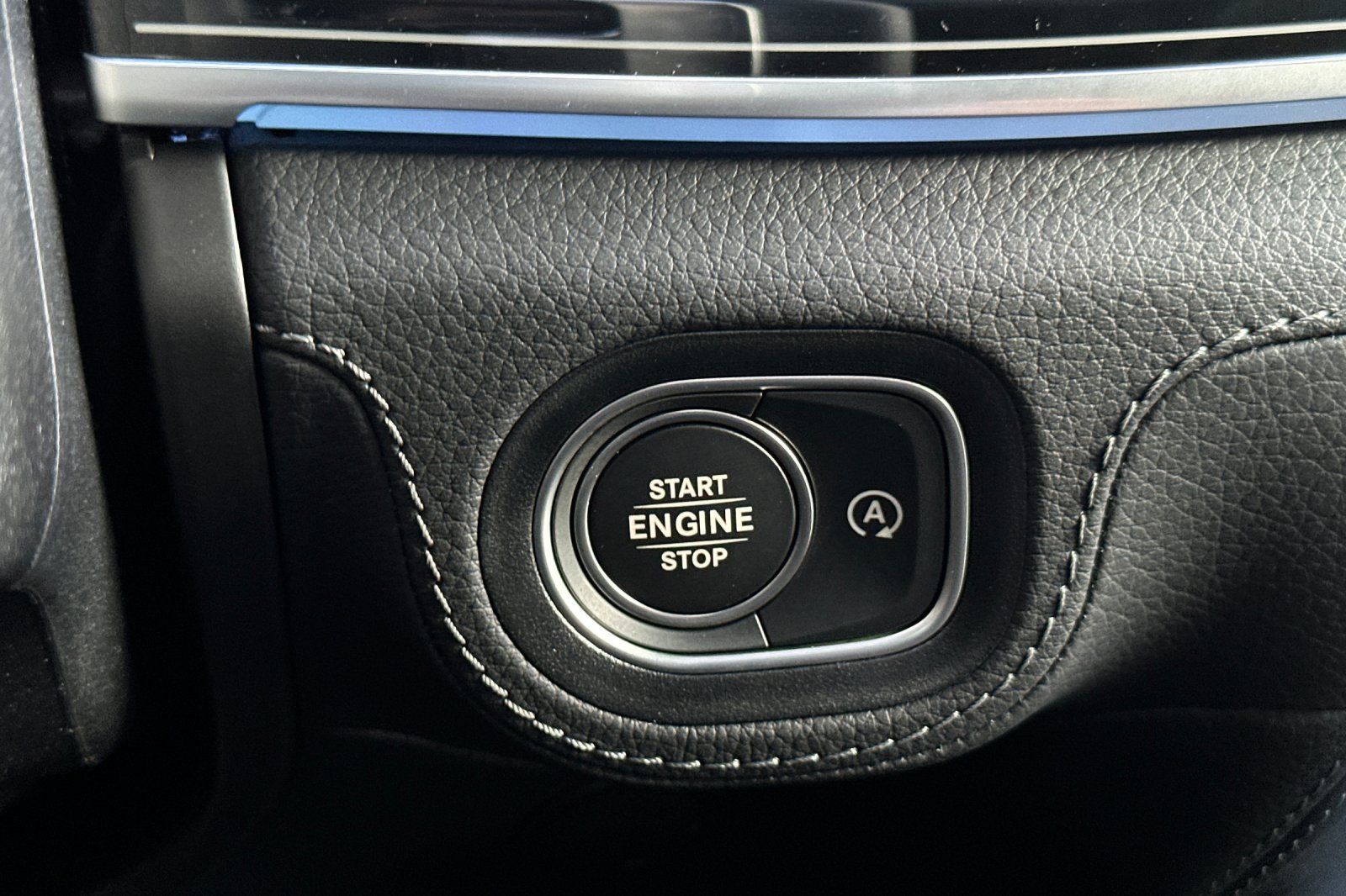 2026 Mercedes Benz GLS 580 4MATIC photo 18
