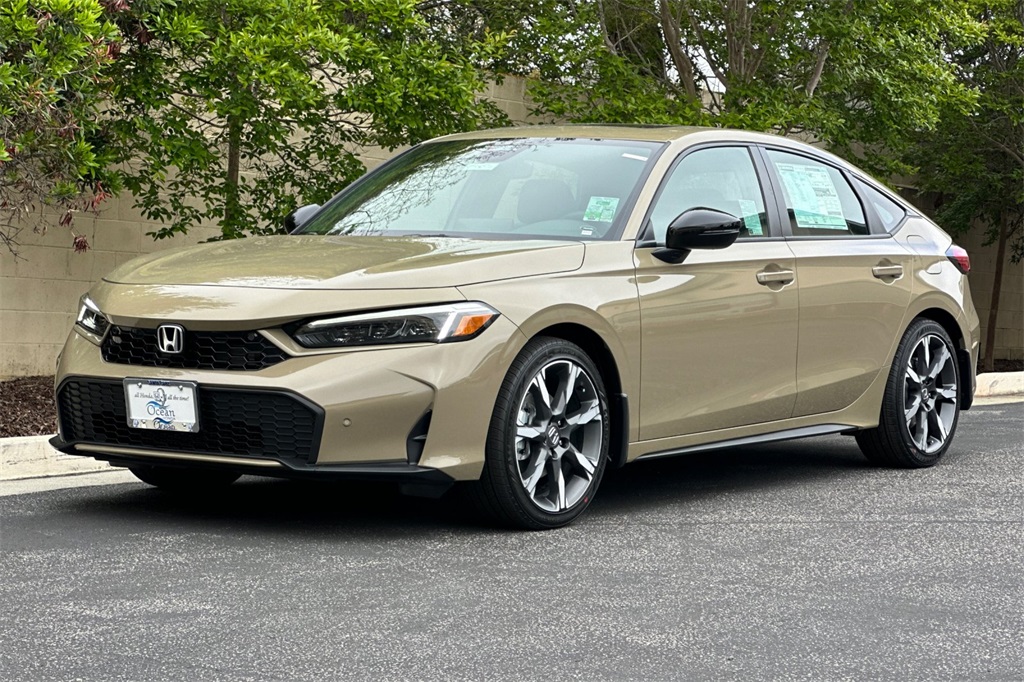 2025 Honda Civic Hatchback Hybrid Sport Touring photo 7