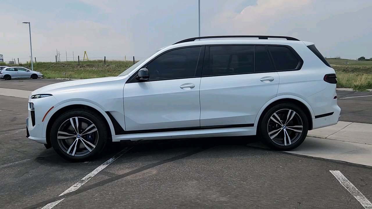2024 Bmw X7 M60i photo 2