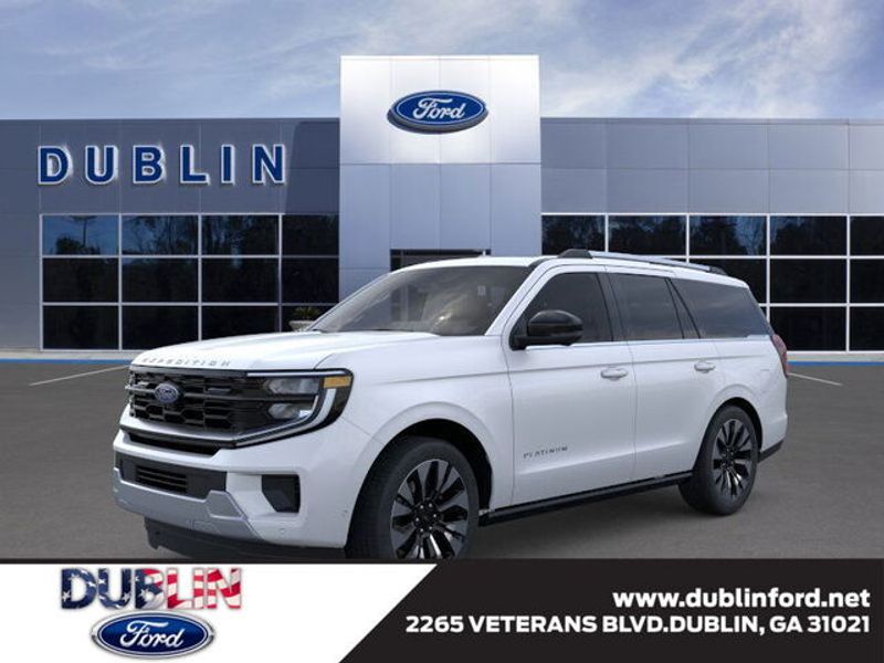 2025 Ford Expedition Platinum's photo