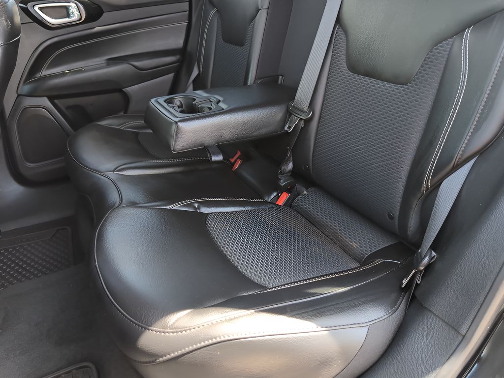 2023 Jeep Compass Altitude photo 26