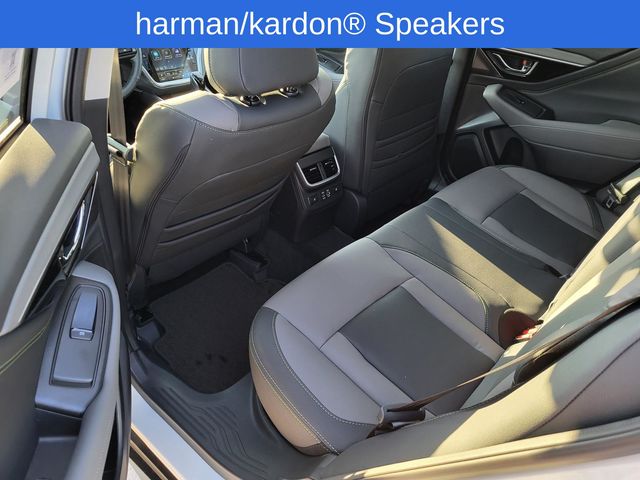 2025 Subaru Outback Onyx Edition XT photo 3