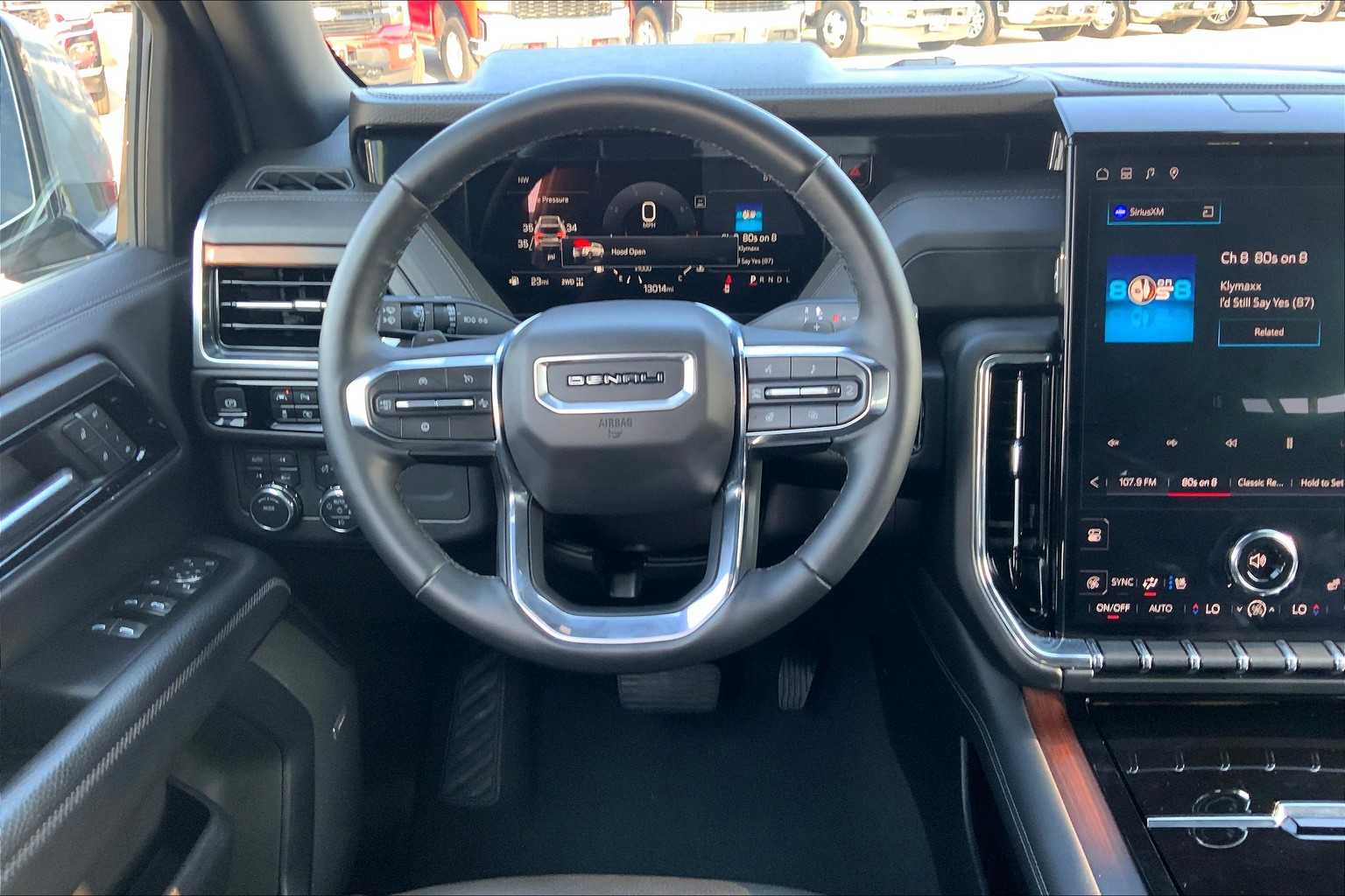 2025 Gmc Yukon Denali photo 10