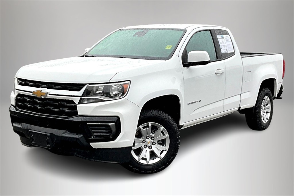 2022 Chevrolet Colorado LT photo 2