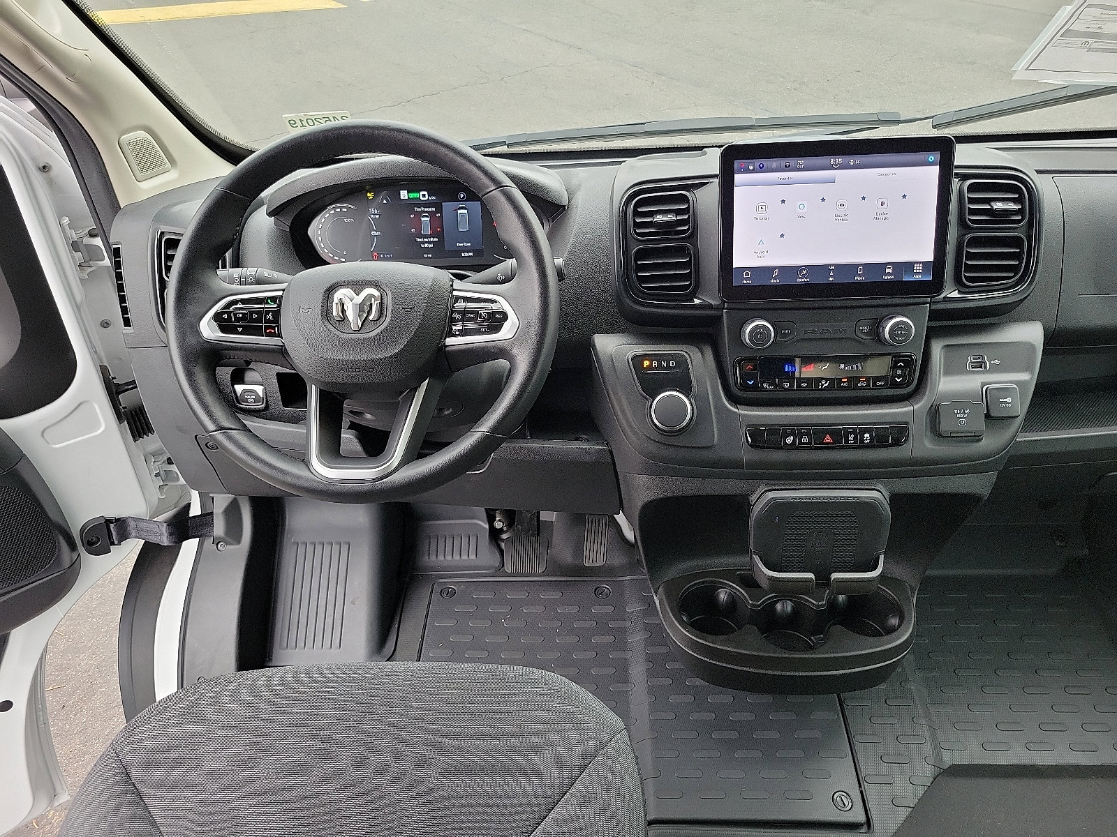 2024 Ram ProMaster 3500 photo 3