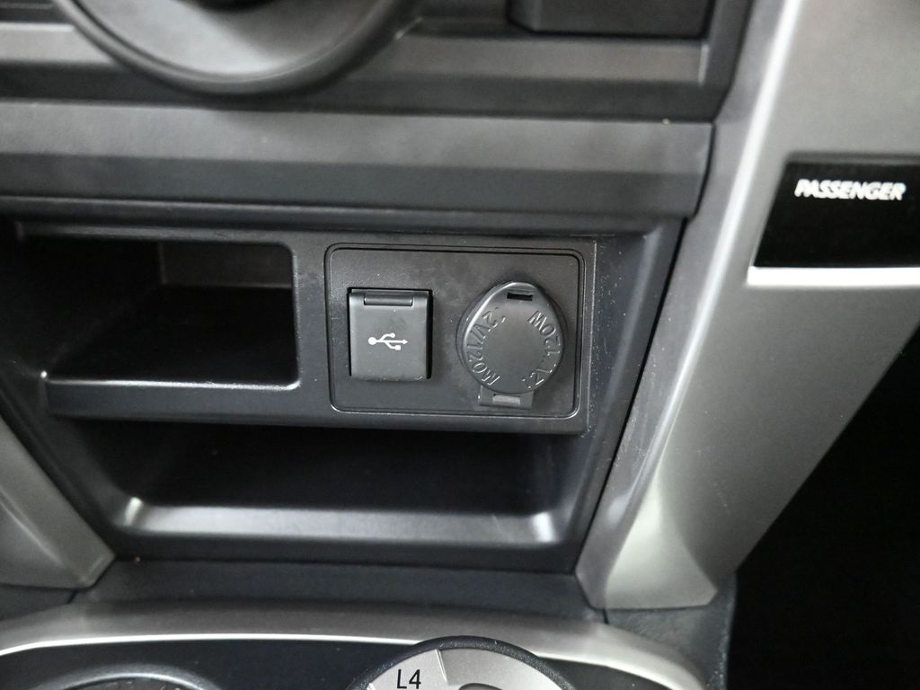 2022 Toyota 4Runner SR5 Trail photo 22