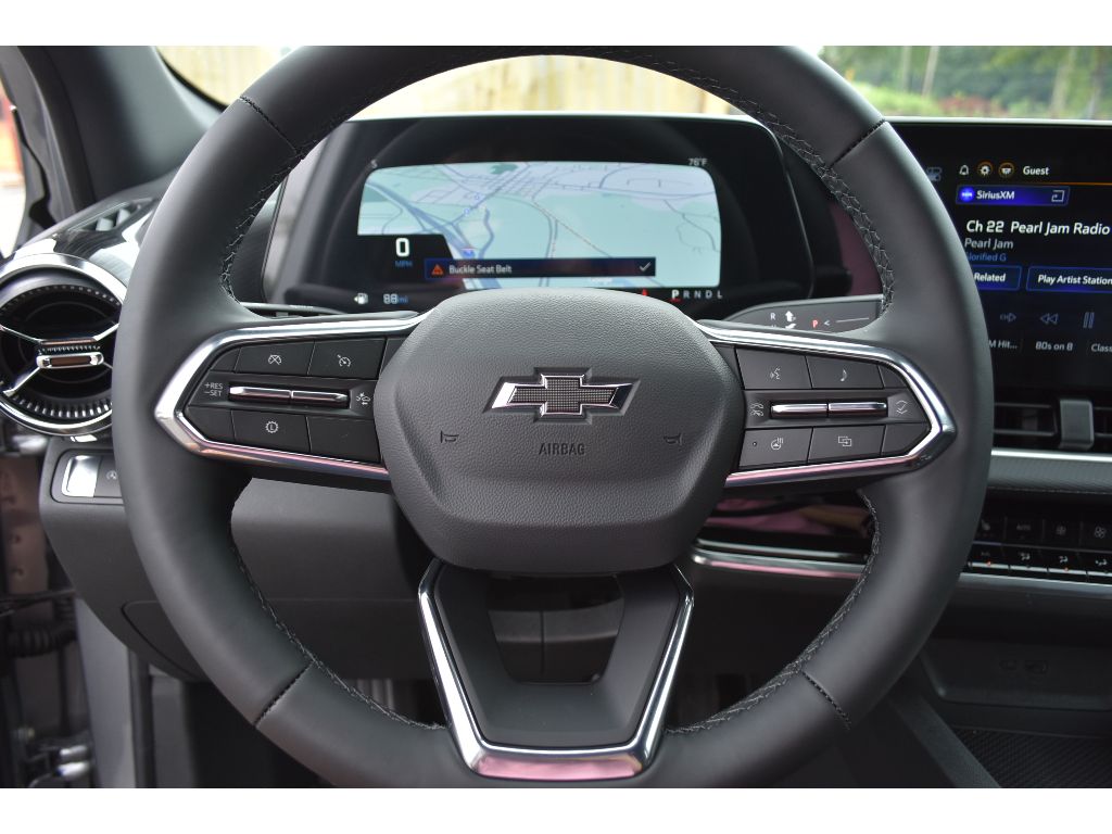 2026 Chevrolet Equinox photo 15