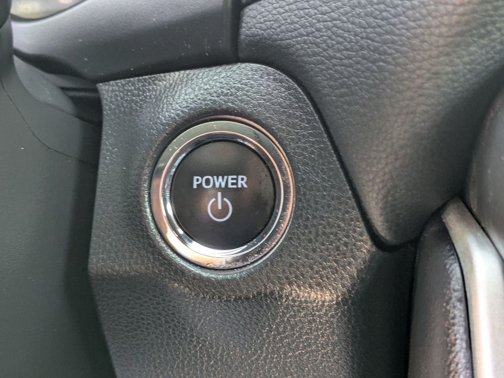2024 Toyota RAV4 Hybrid photo 17