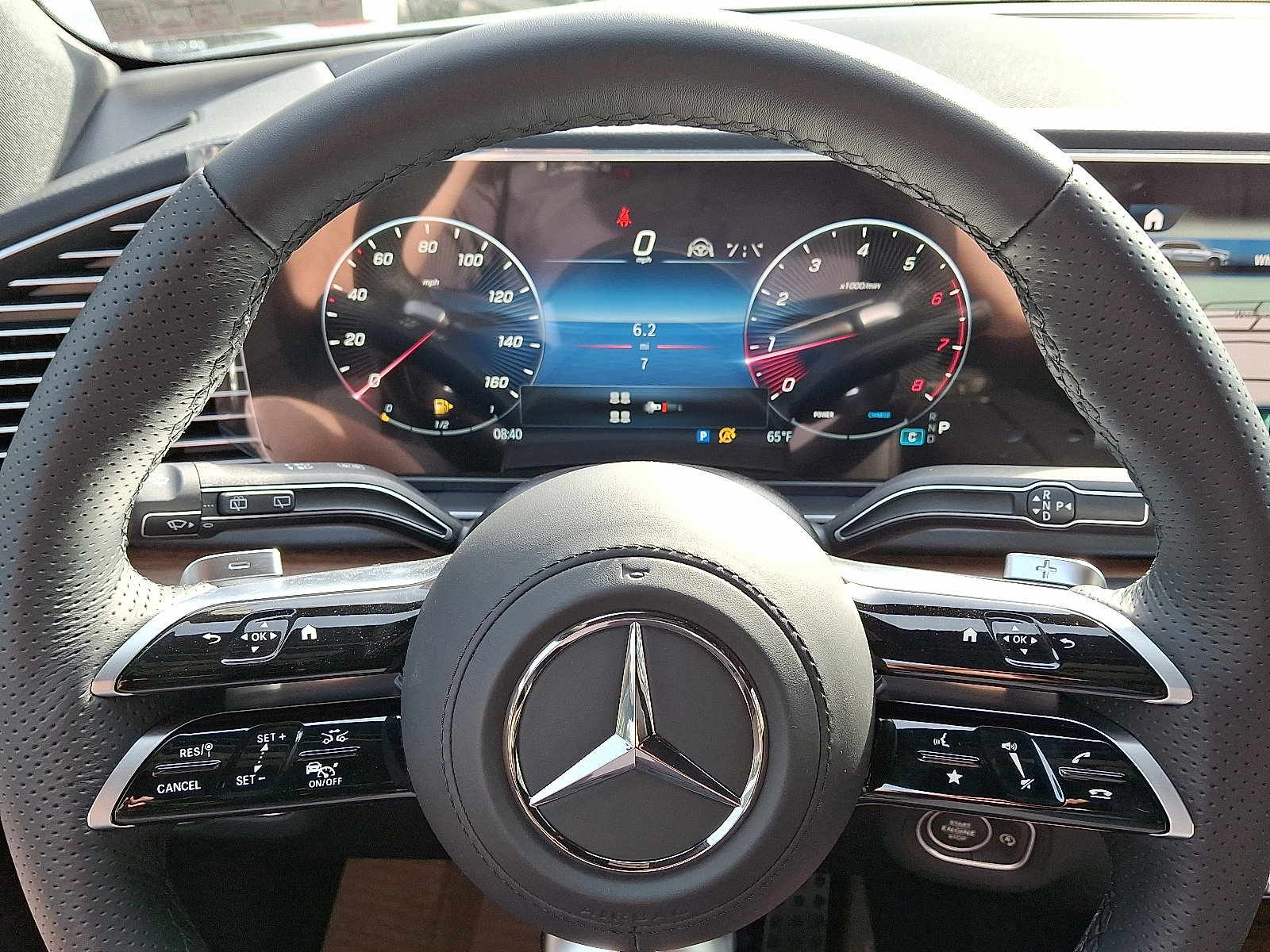 2025 Mercedes Benz GLS 450 4MATIC photo 17