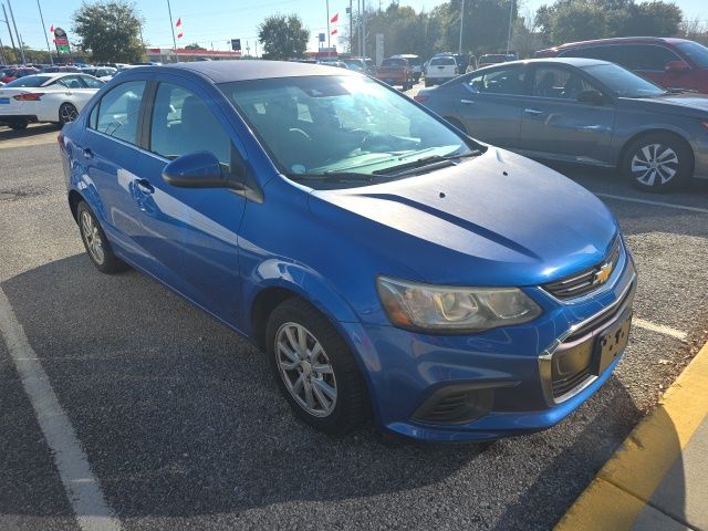 2017 Chevrolet Sonic LT's photo