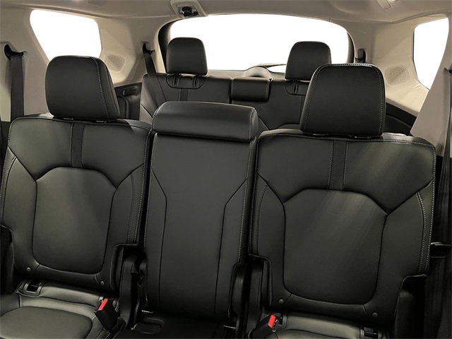 2025 Honda Pilot Touring photo 28