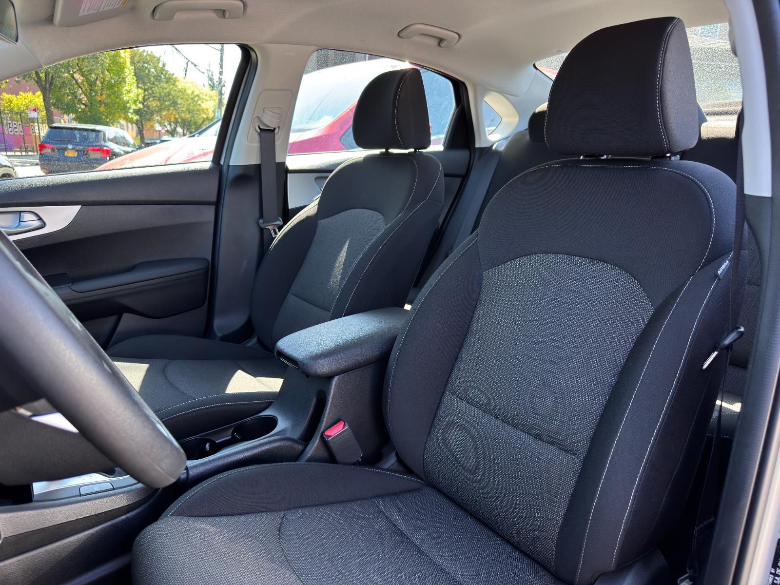 2023 Kia Forte LXS photo 14