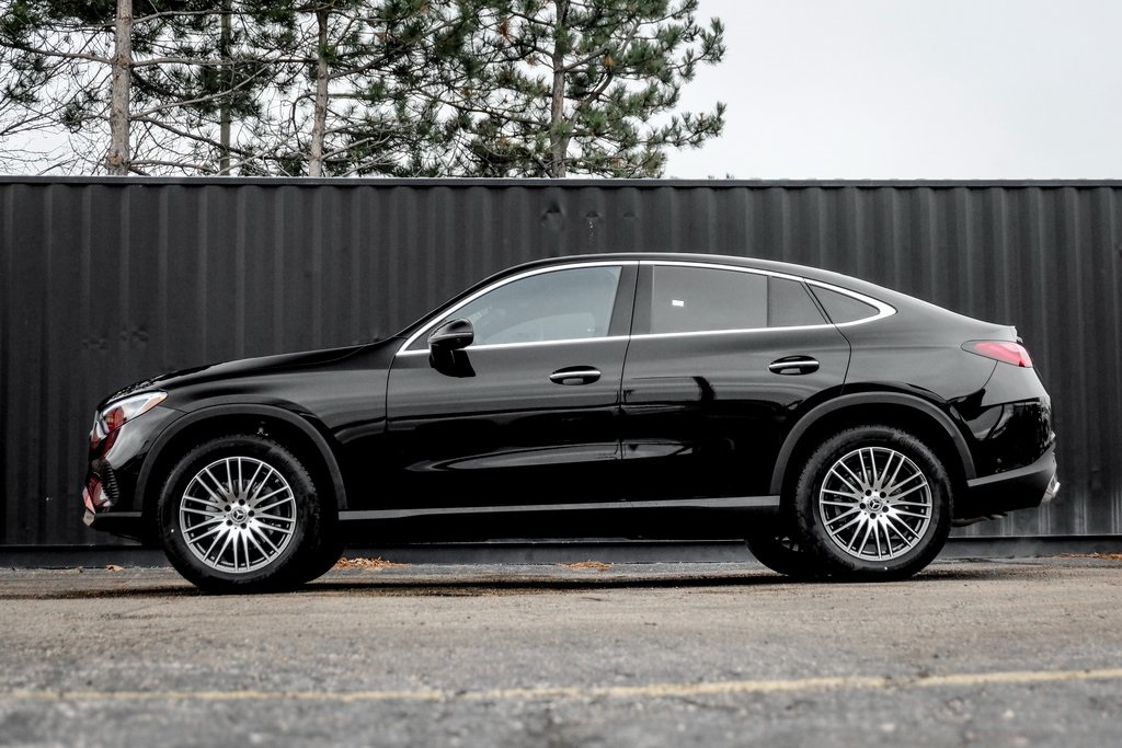 2025 Mercedes Benz GLC 300 Coupe photo 3
