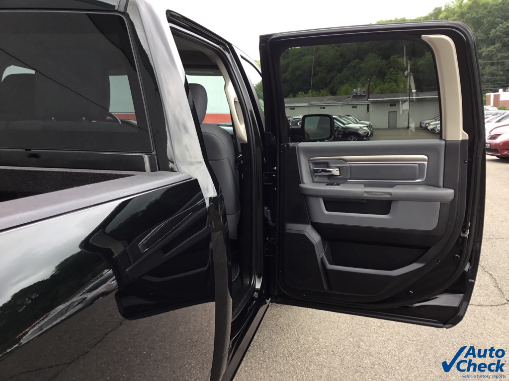 2018 Ram 2500 Big Horn photo 36