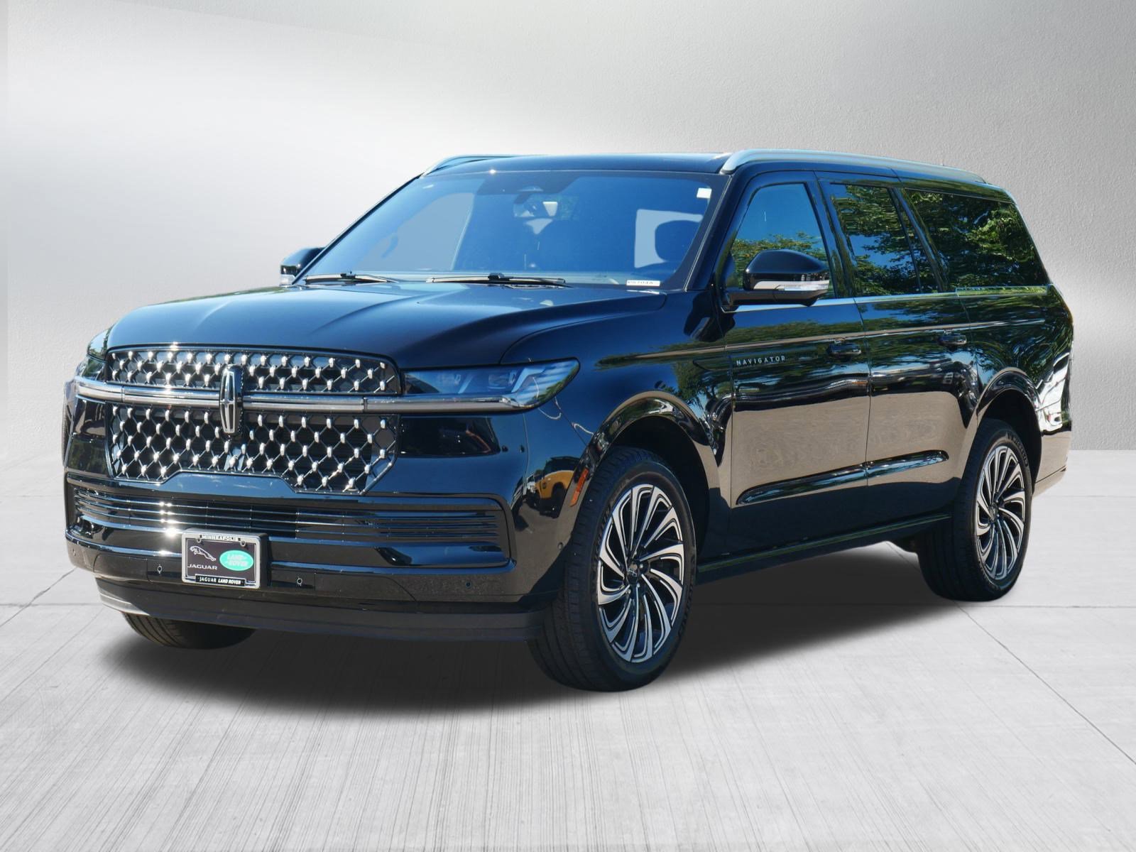 2025 Lincoln Navigator Black Label L's photo