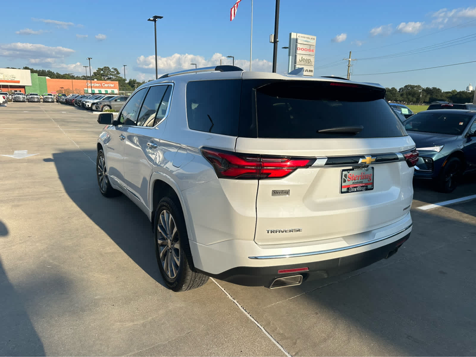 2023 Chevrolet Traverse Premier photo 3