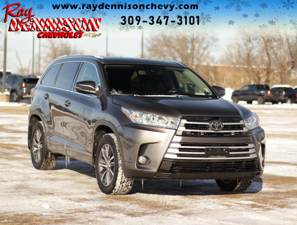 2017 Toyota Highlander XLE's photo
