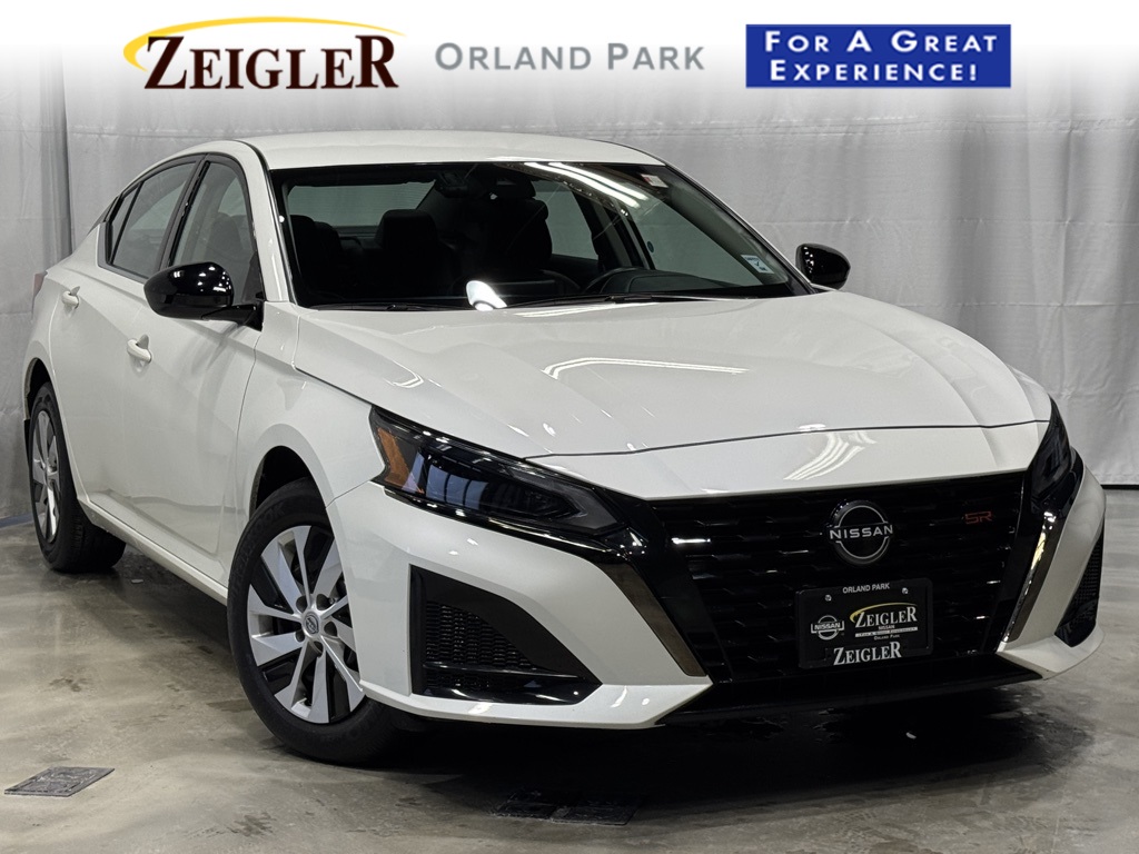 2024 Nissan Altima SR