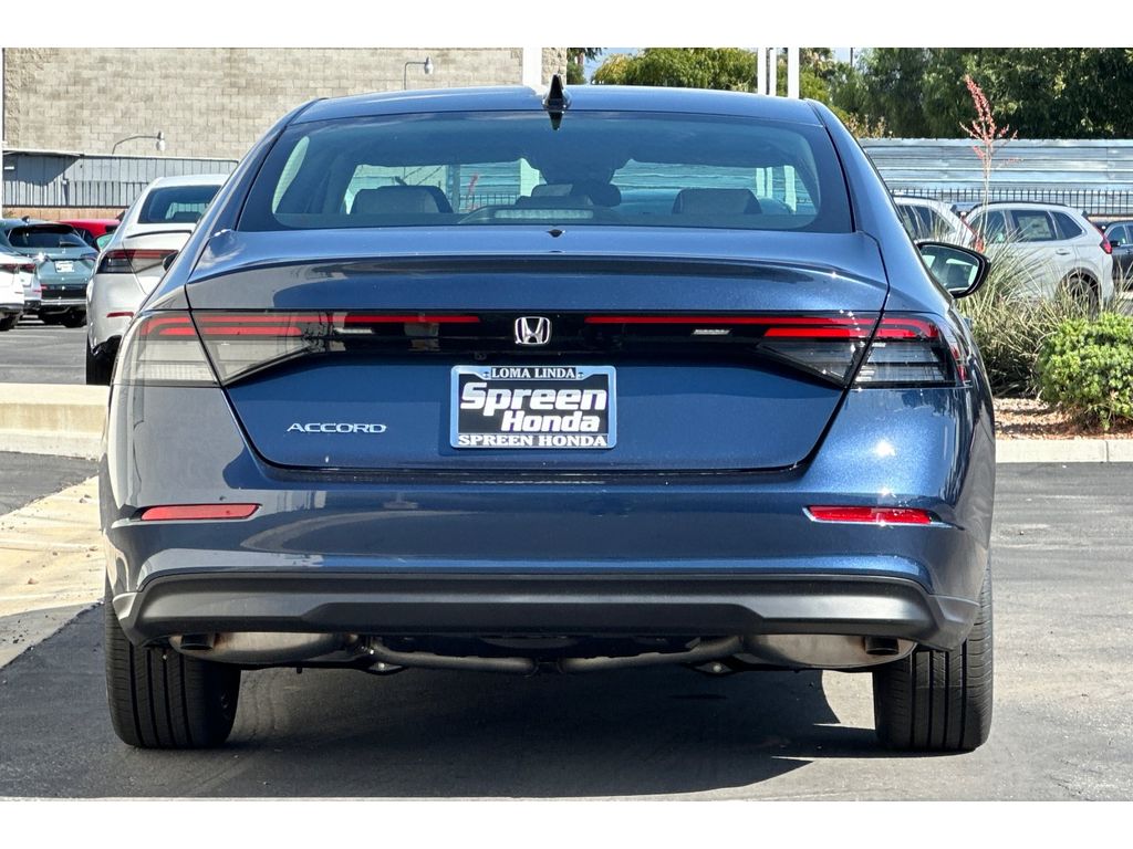 2025 Honda Accord SE photo 5