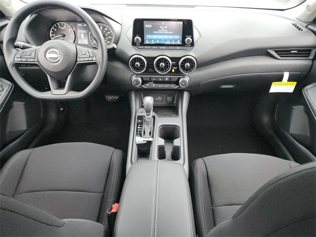 2025 Nissan Sentra S photo 8